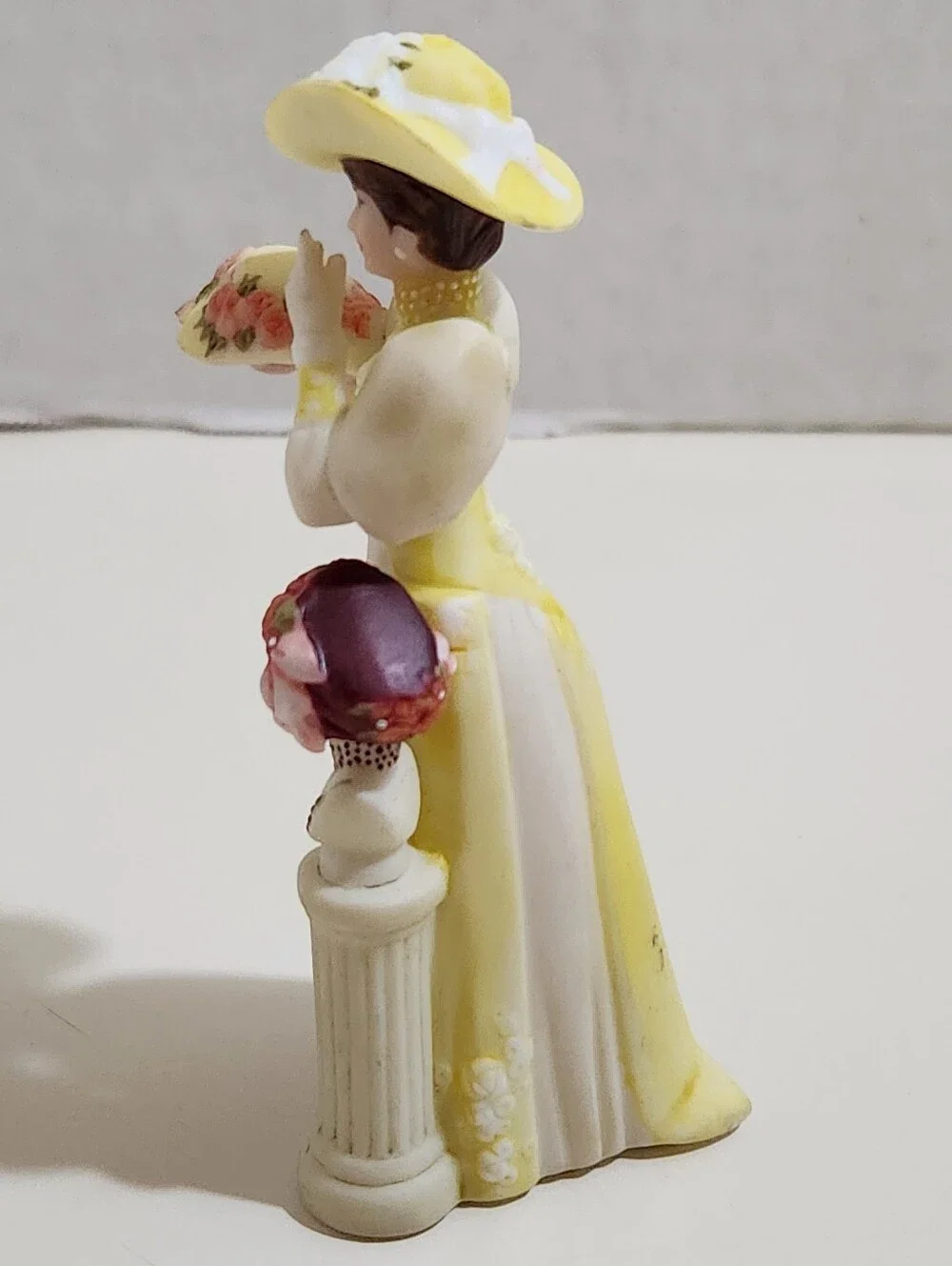 Avon Collectibles Mrs. P.F.E. Albee 2005 Mini Ceramic Figurine w/ Dome & Base